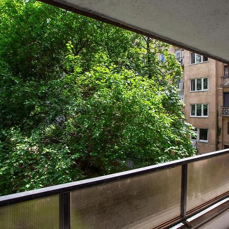 Stylish Quentin Apartment In The King Street Budapest Exterior foto