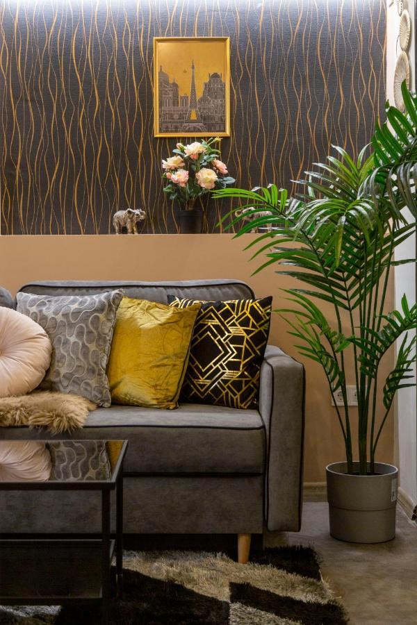 Stylish Quentin Apartment In The King Street Budapest Exterior foto